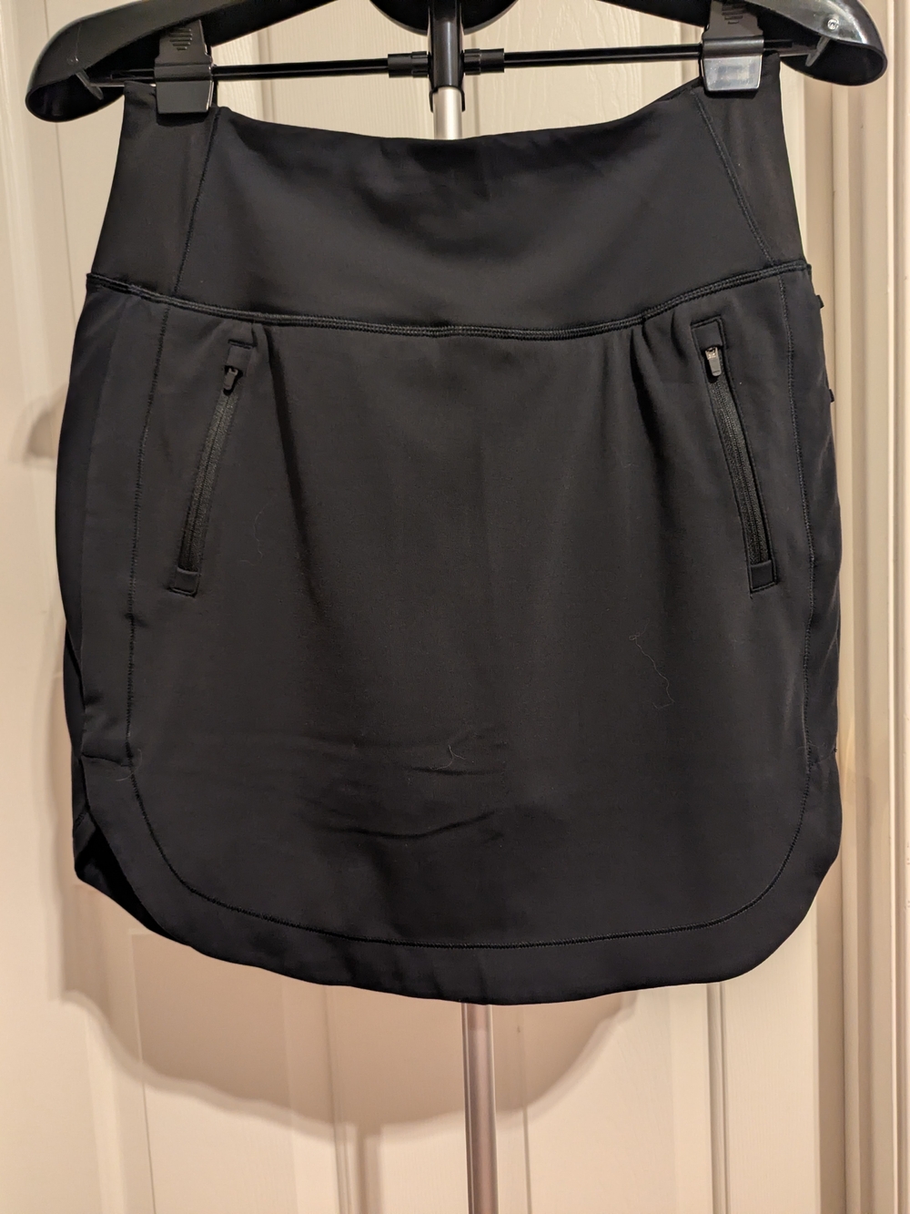 Athleta 18" Fairway Skort with Zippered Pockets - Black